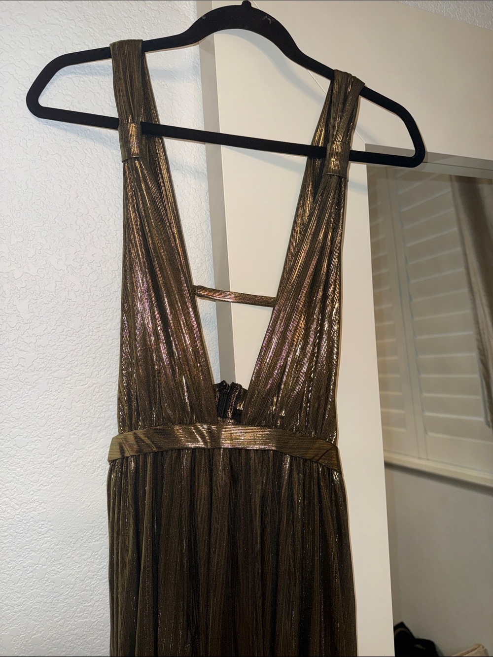 Gold Plunge V-Neck Evening Dress - Picture 4 of 11